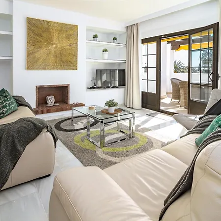 Ab4 - Vacation Home, By Roomservices